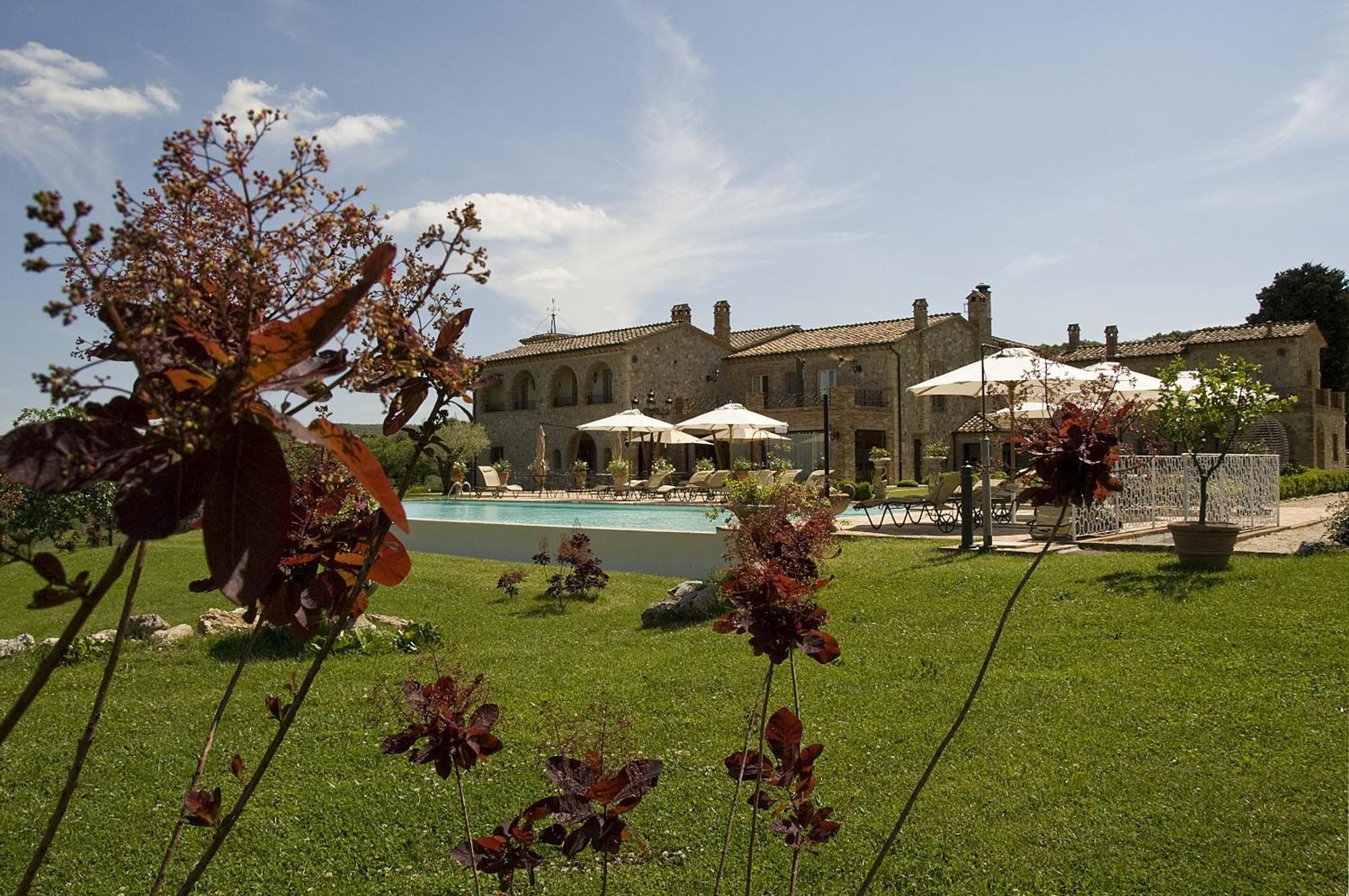 Relais Tenuta Del Gallo Amelia Bagian luar foto